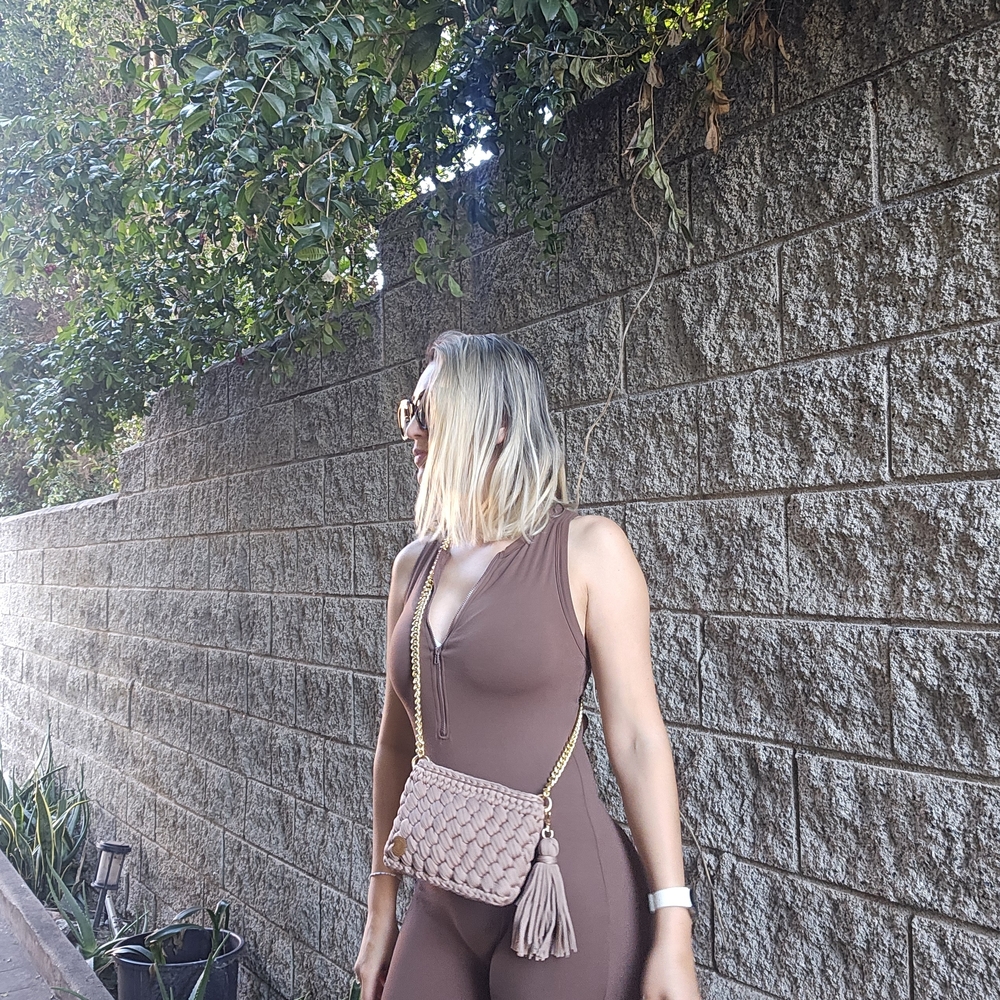 Woven Cream Crossbody Bag with Gold Chain - Picture 4 of 4